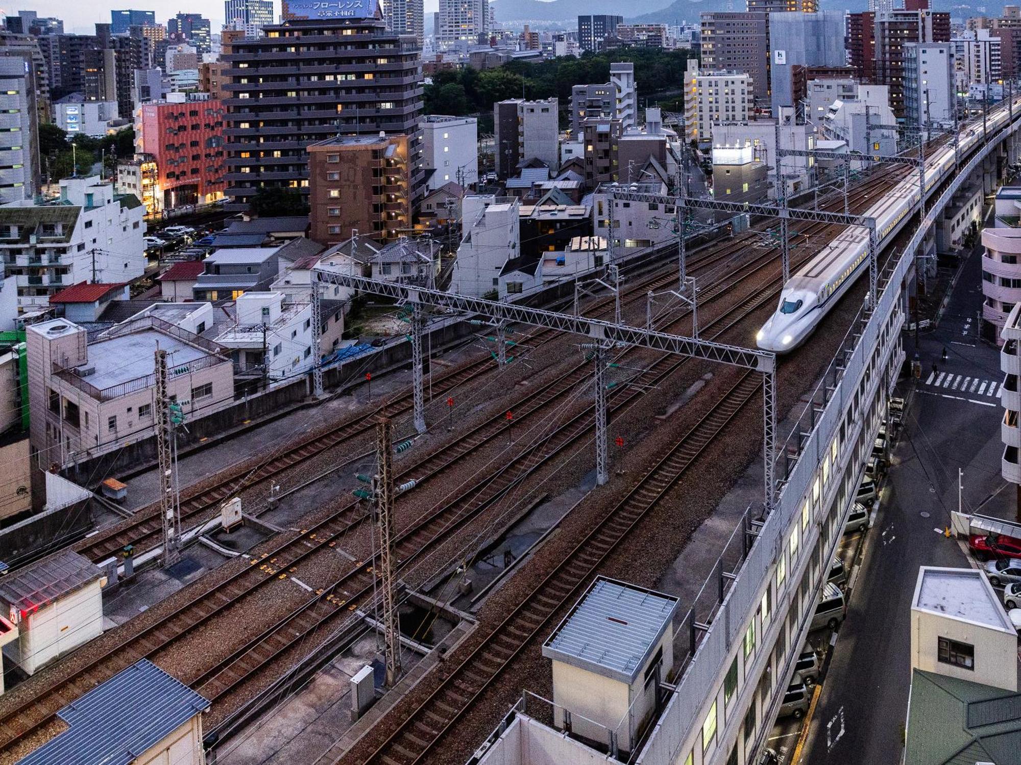 Apa Hotel Hiroshima Ekimae Shinkansenguchi Екстериор снимка